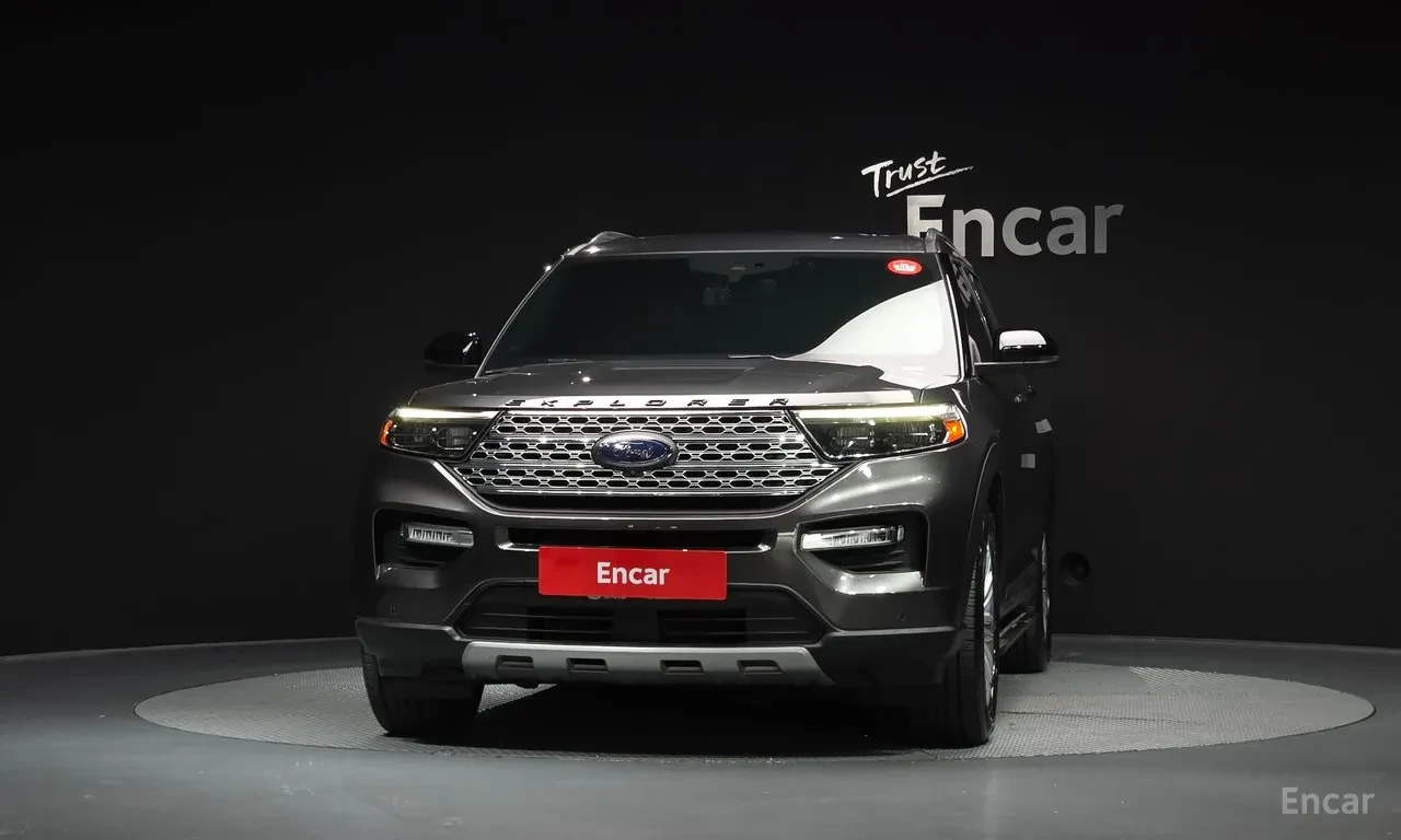 Ford Explorer 2.3 LIMITED AWD* 360 КАМЕРИ* ПАНОРАМА* КРАЙНА ЦЕНА, снимка 2 - Автомобили и джипове - 56496531