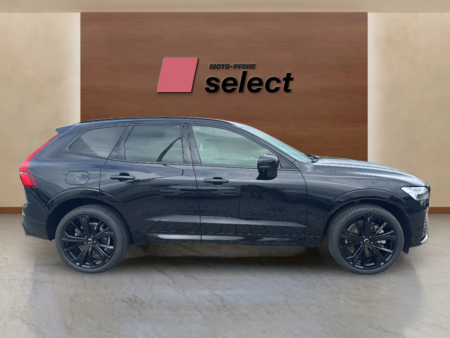 Volvo XC60 2.0 T8 Phev, снимка 5 - Автомобили и джипове - 56537321