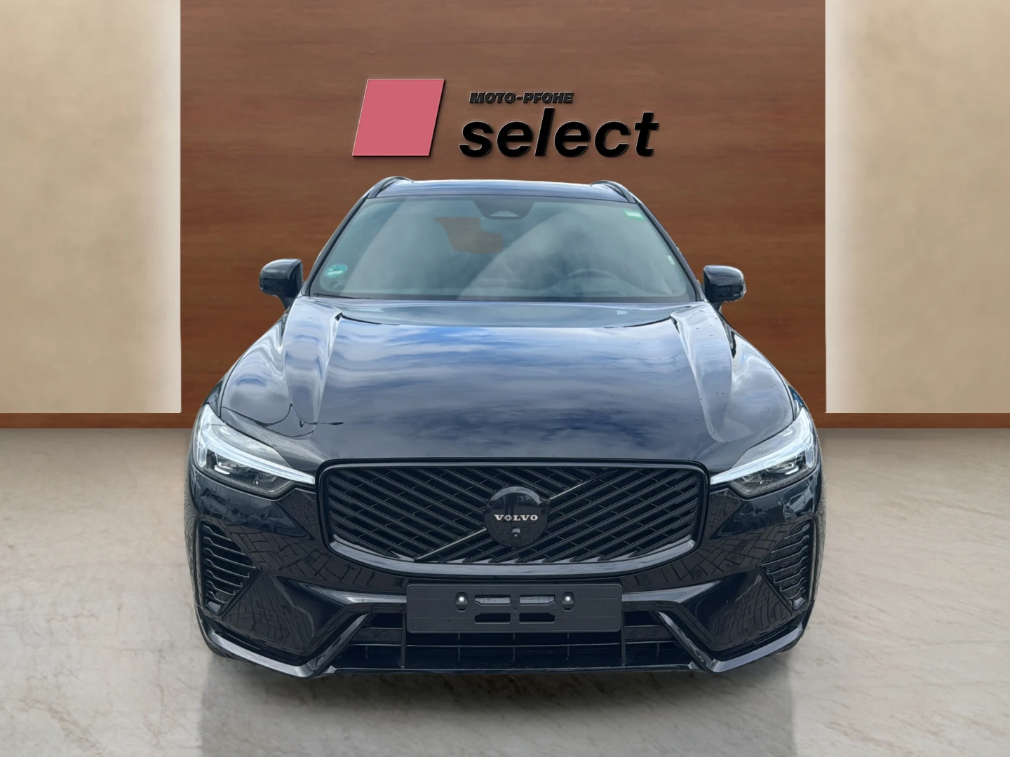 Volvo XC60 2.0 T8 Phev, снимка 3 - Автомобили и джипове - 56537321