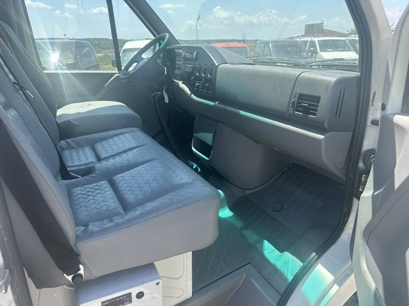 VW Lt LT35 D хладилен, снимка 10 - Бусове и автобуси - 45935329