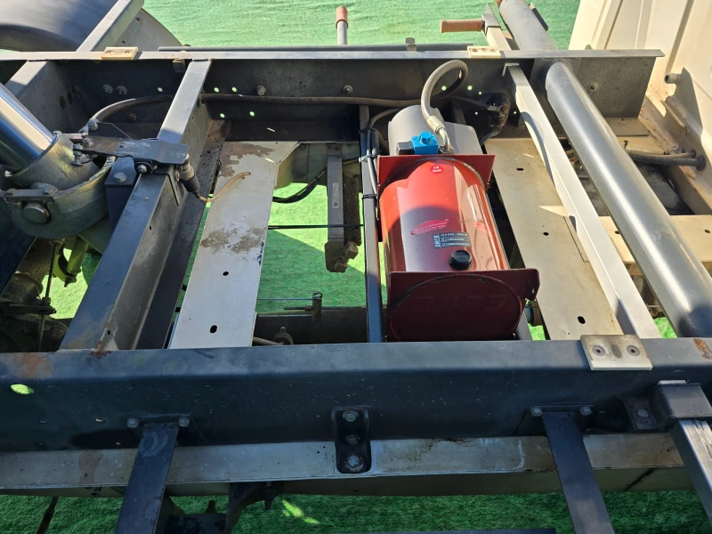 Ford Transit 2.4TD* 125кс* САМОСВАЛ.КЛИМАТИК, снимка 10 - Бусове и автобуси - 52192120