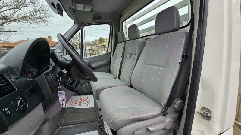 VW Crafter 2.5TDi 6SP CH-ИСТОРИЯ-ТРИСТРАНЕН-ТОП СЪСТ-ЛИЗИЗНГ, снимка 8 - Бусове и автобуси - 53326929