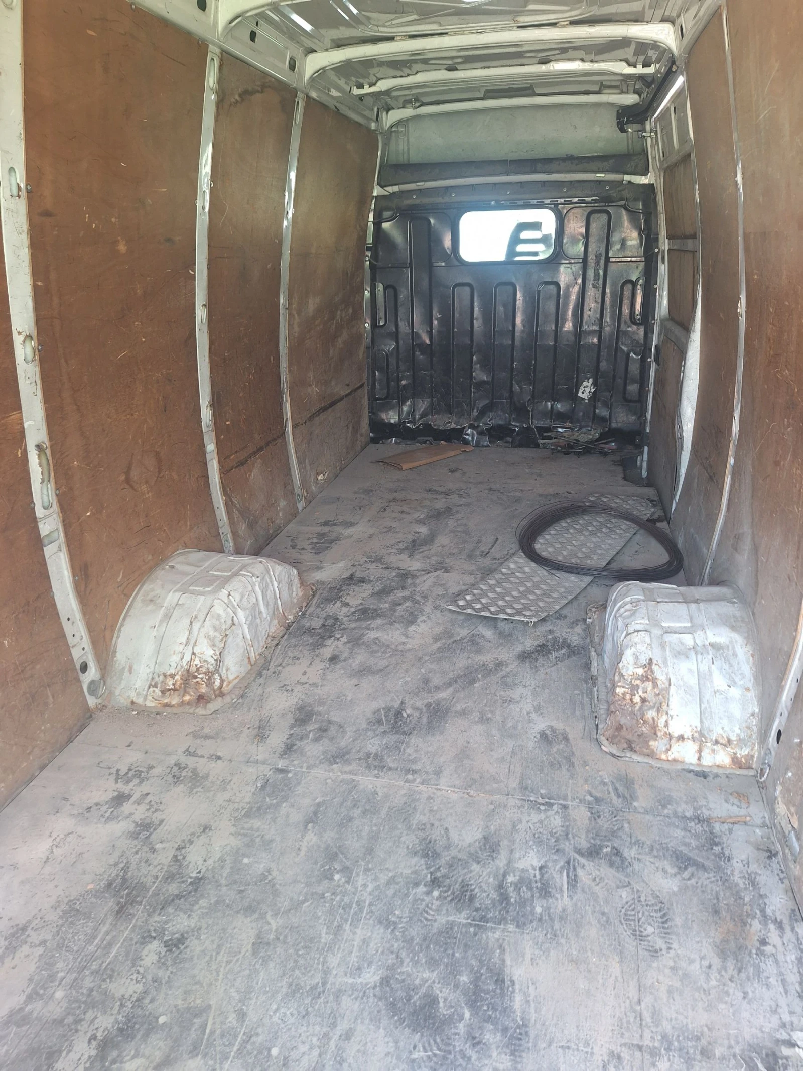 Iveco Daily 35c15 - 3.0HPI ПАЩАЩ БОРД КЛИМАТИК  - изображение 5