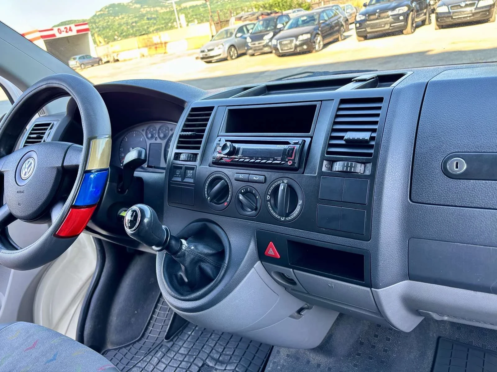 VW Transporter 1.9TDI Klima - изображение 8