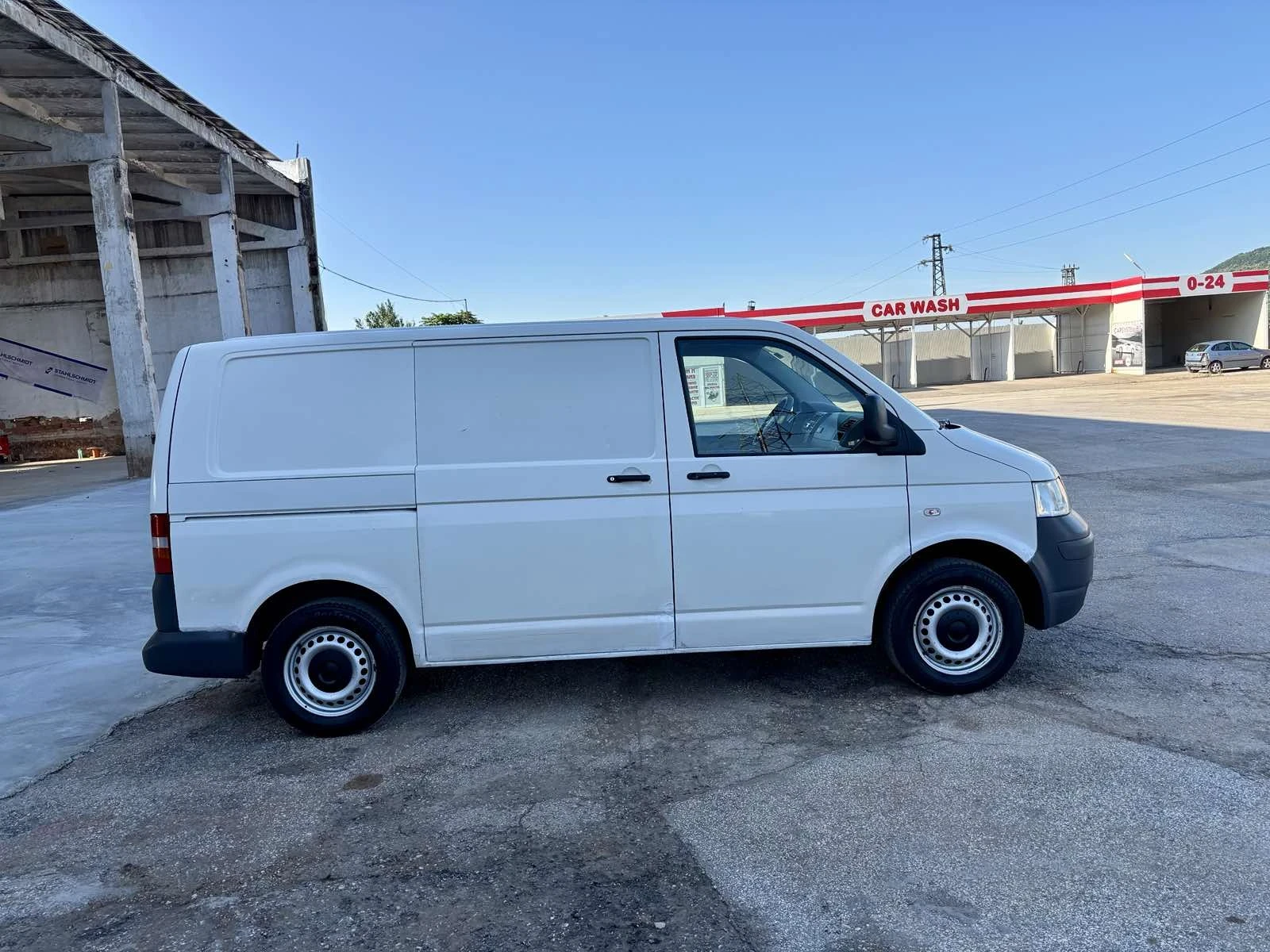 VW Transporter 1.9TDI Klima - изображение 2