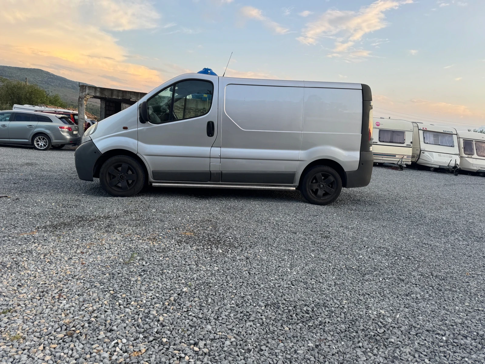 Opel Vivaro 1.9CDTI KLIMATIK - изображение 7