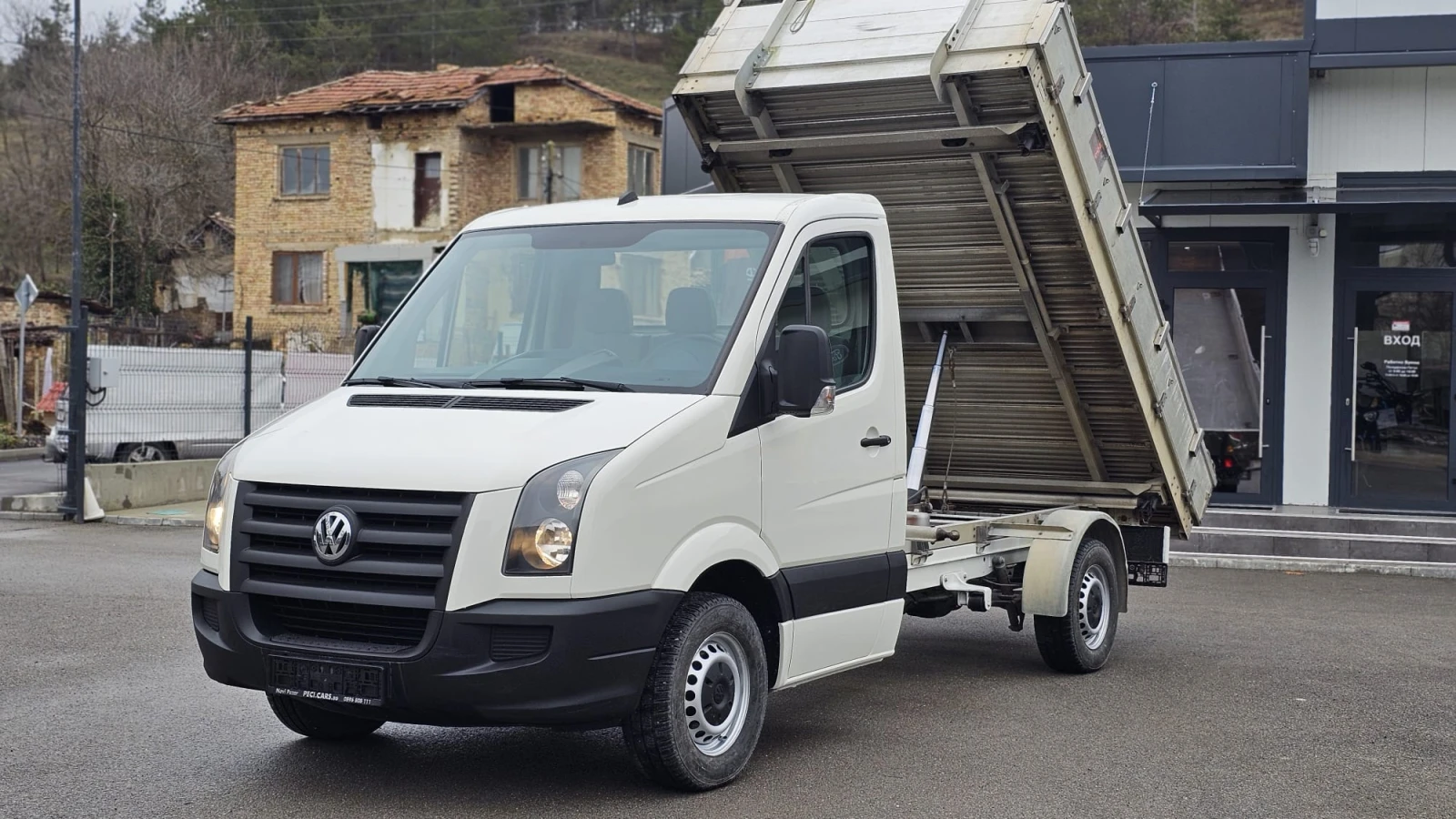VW Crafter 2.5TDi 6SP CH-ИСТОРИЯ-ТРИСТРАНЕН-ТОП СЪСТ-ЛИЗИЗНГ - изображение 3