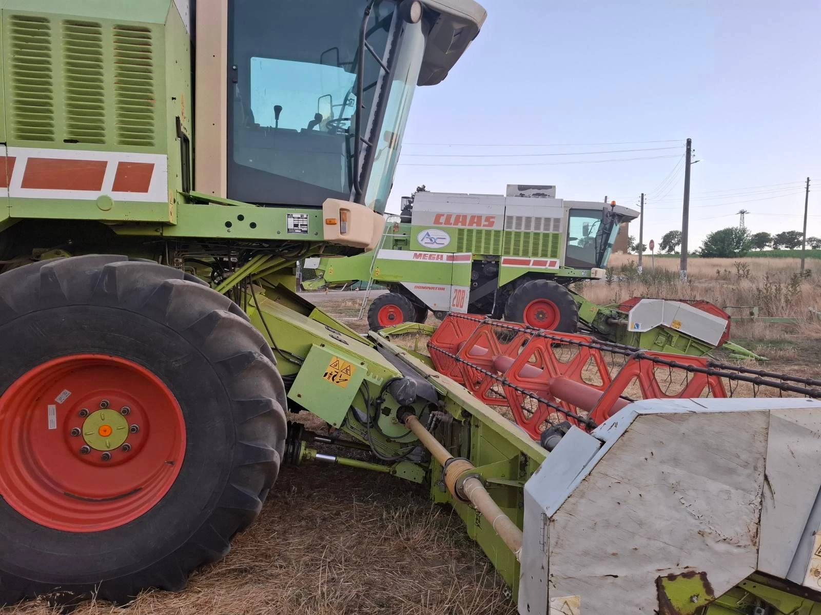 Комбайн Claas MEGA 208 DOMINATOR - 2 БРОЯ - изображение 6