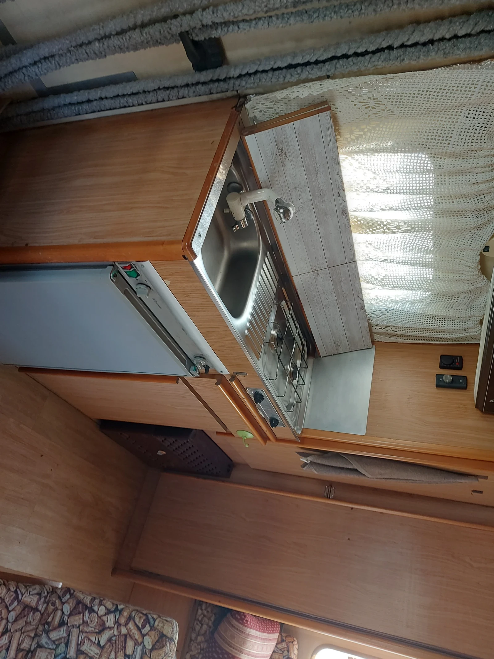 Кемпер Fiat Dukato  1.9TD, снимка 7 - Каравани и кемпери - 53936070