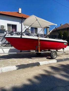 Лодка Собствено производство Италиянска лодка , снимка 1