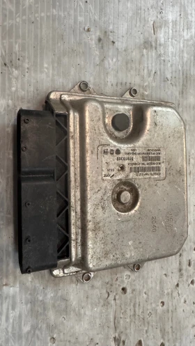        / ECU /    Fiat Gr Punto - 51918369