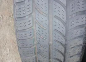Гуми Всесезонни 215/60R17, снимка 4