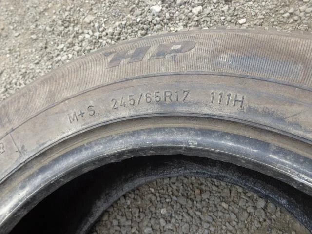 Гуми Всесезонни 245/65R17, снимка 4 - Гуми и джанти - 21456759