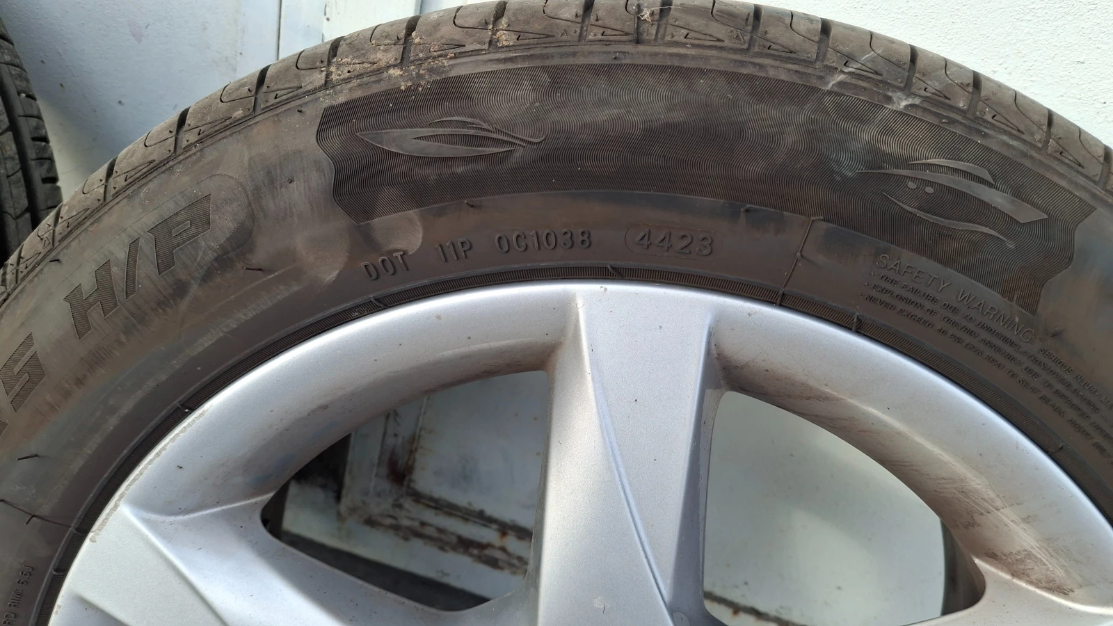    205/55R16  Audi A4 | Mobile.bg   3