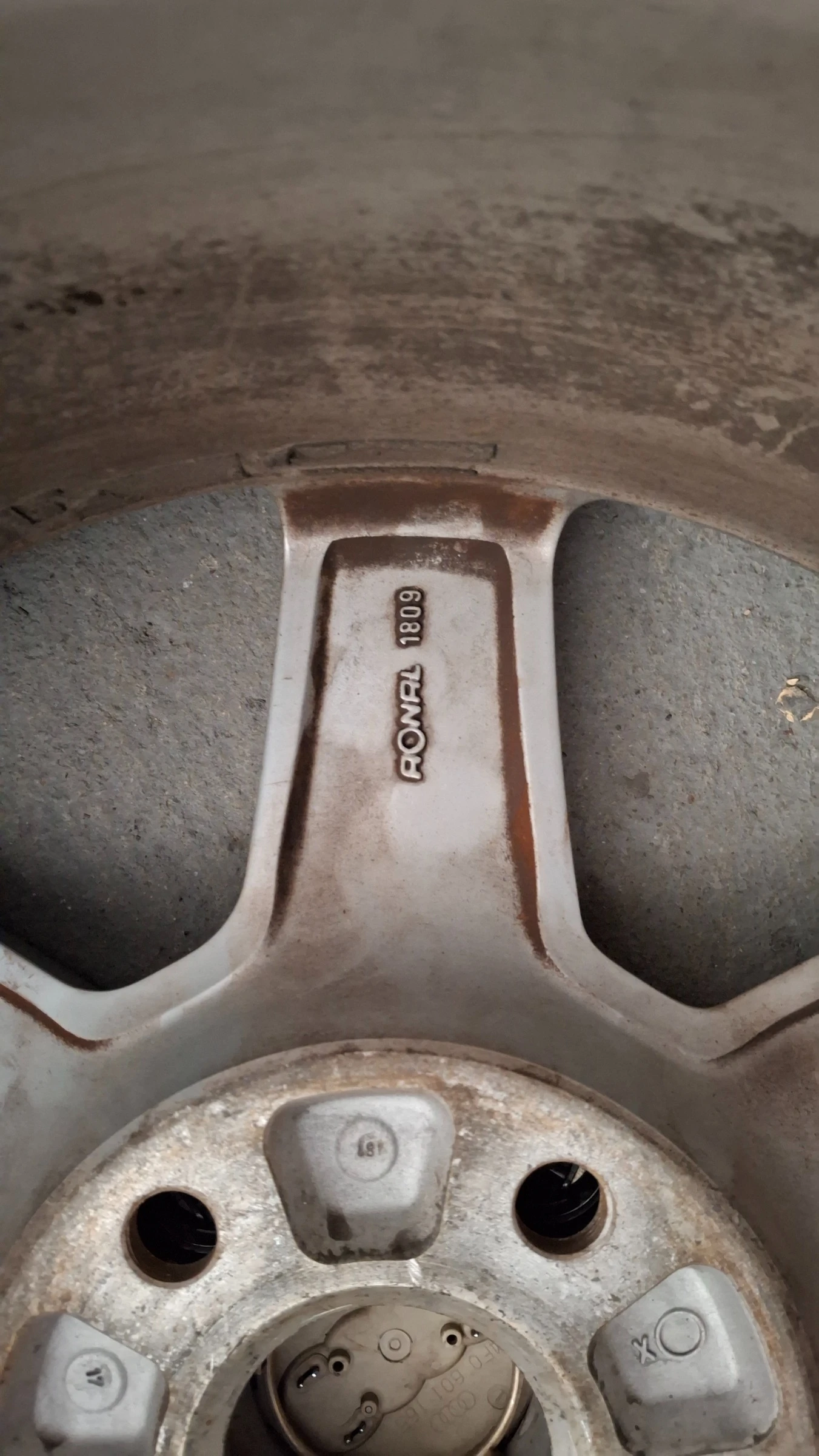    205/55R16  Audi A4 | Mobile.bg   5
