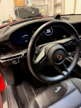 Porsche 911 * Carrera 4 Coupe * CARFAX * , снимка 8