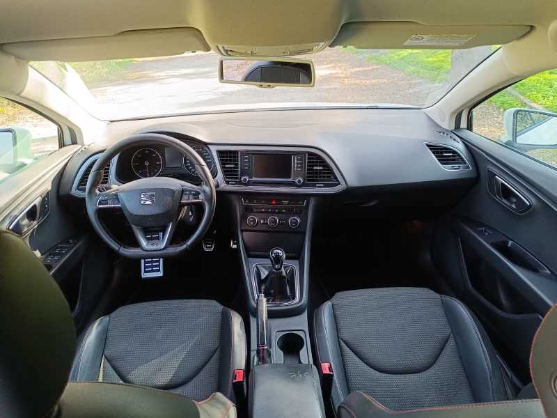 Seat Leon 2.0 TDI 184 FR, снимка 8 - Автомобили и джипове - 47560089