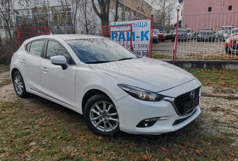 Mazda 3 1.5L SKYACTIV, снимка 1 - Автомобили и джипове - 48307814