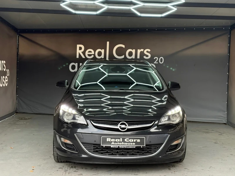 Opel Astra * 1.6d* SPORT TOURER* NAVI* PARK* , снимка 2 - Автомобили и джипове - 48364993