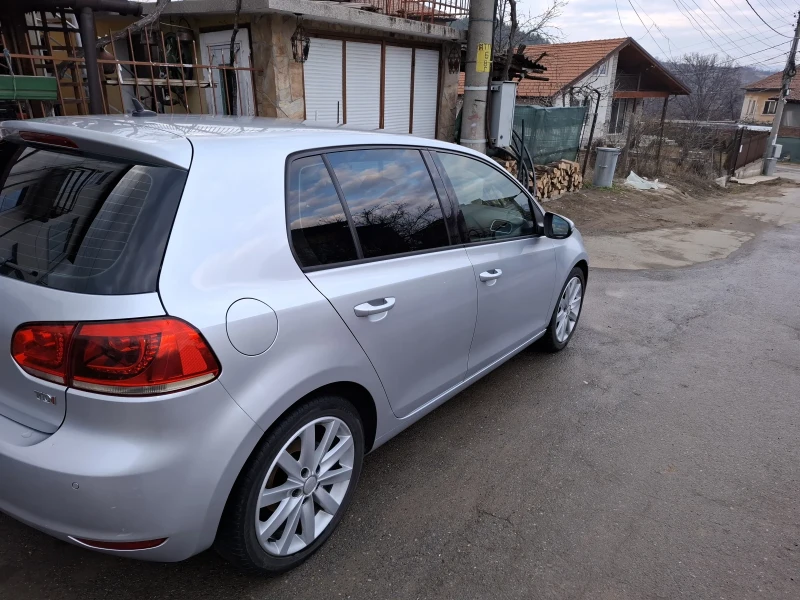 VW Golf, снимка 2 - Автомобили и джипове - 49274961