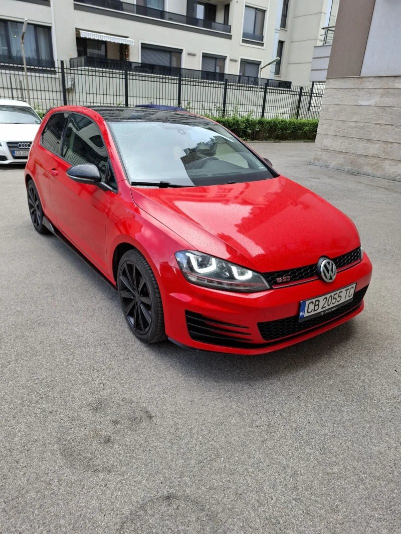 VW Golf, снимка 2 - Автомобили и джипове - 52352538