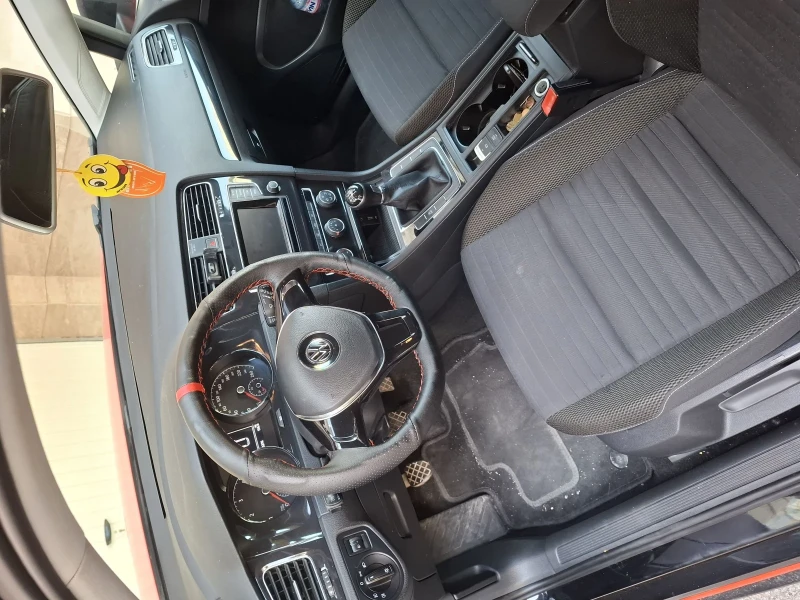 VW Golf, снимка 9 - Автомобили и джипове - 52352538