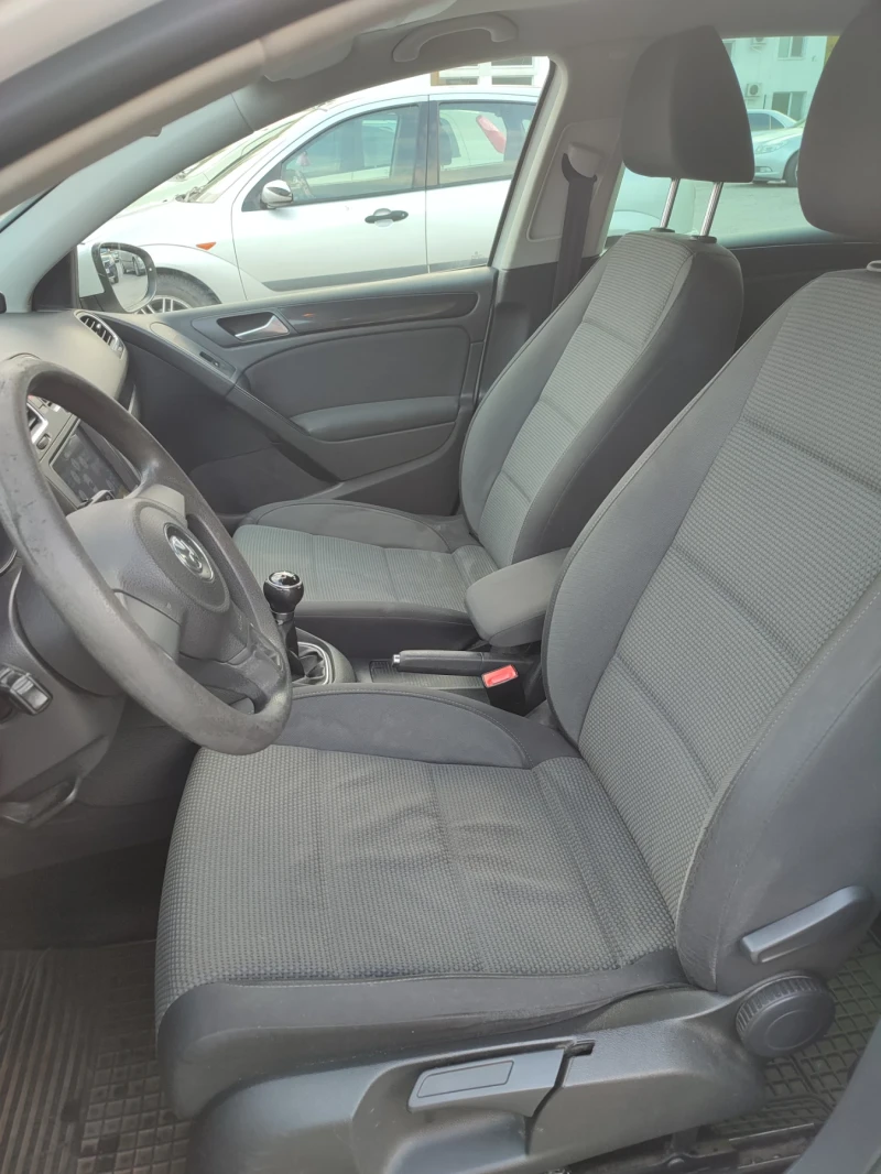 VW Golf 6 Газов инжекцион, снимка 9 - Автомобили и джипове - 52276241