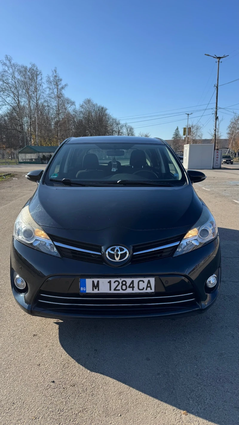 Toyota Verso, снимка 5 - Автомобили и джипове - 52806070