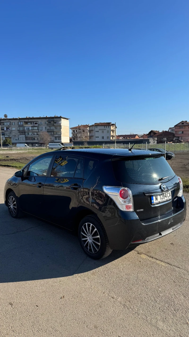 Toyota Verso, снимка 4 - Автомобили и джипове - 52806070