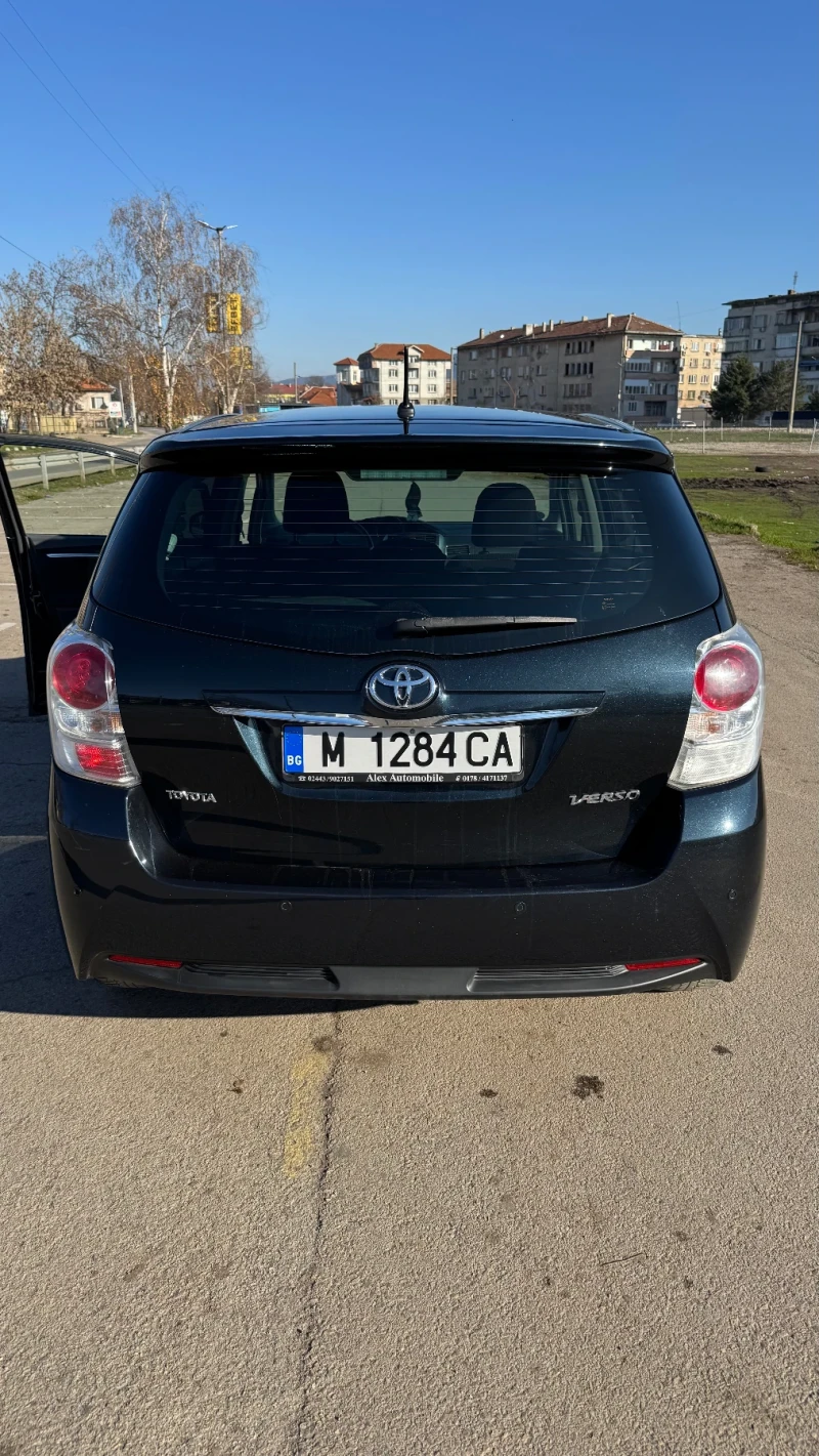 Toyota Verso, снимка 6 - Автомобили и джипове - 52806070