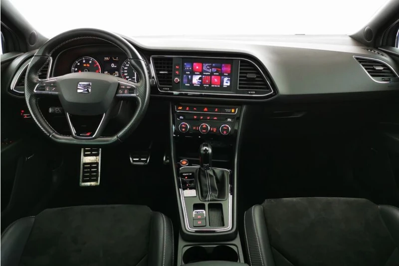 Seat Leon Cupra ST, снимка 9 - Автомобили и джипове - 52937202