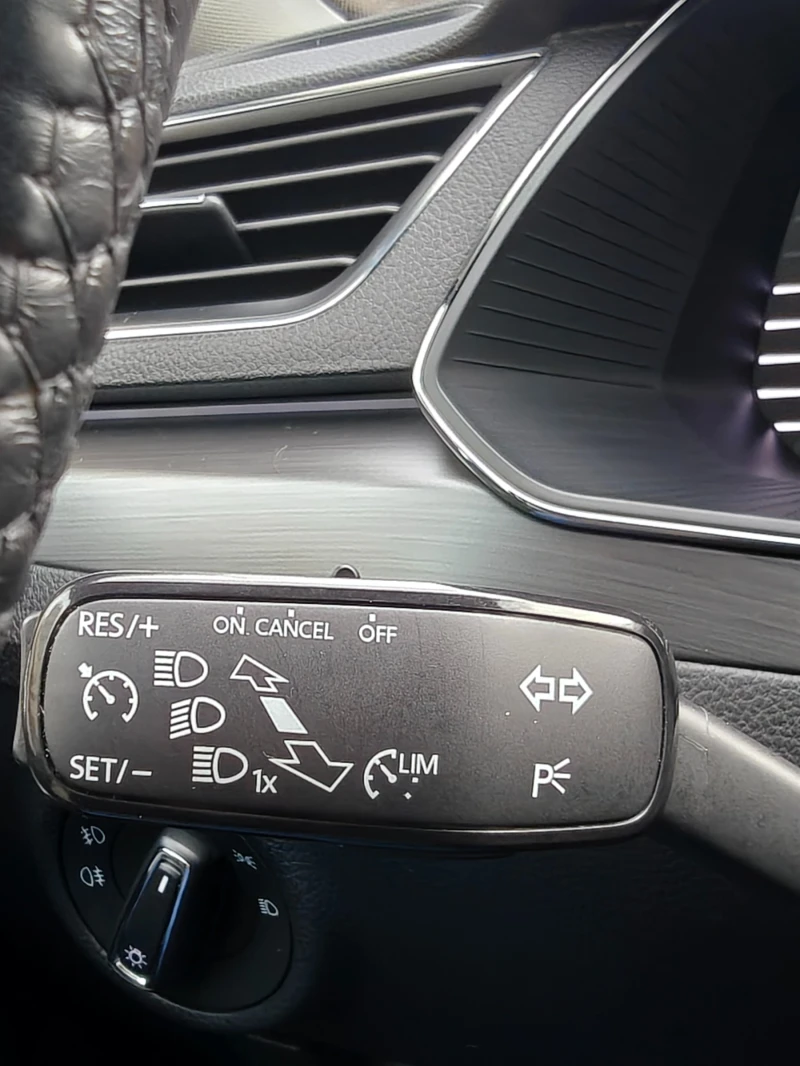 Skoda Superb 2.0 TDI 4x4 DSG Edition Digital Cockpit, снимка 14 - Автомобили и джипове - 53259491