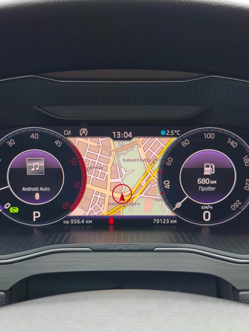 Skoda Superb 2.0 TDI 4x4 DSG Edition Digital Cockpit, снимка 13 - Автомобили и джипове - 53259491