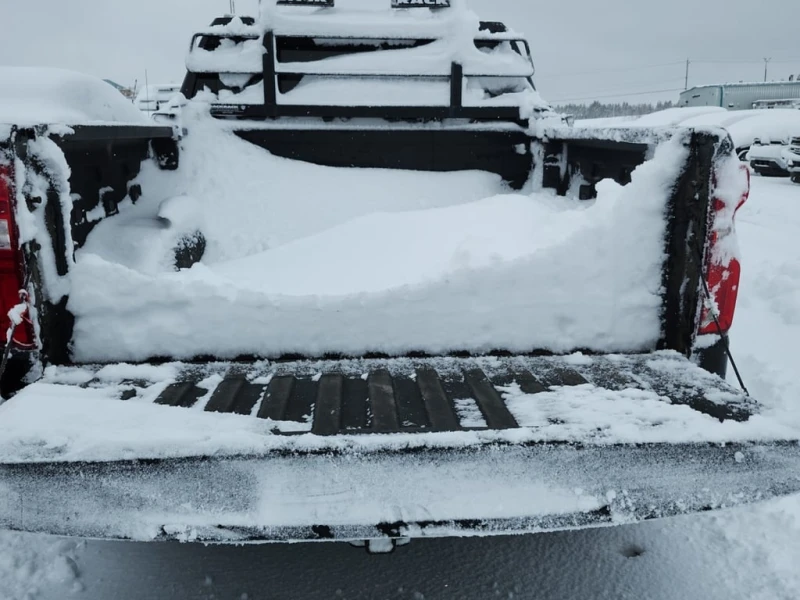 Chevrolet Silverado 2022 * CUSTOM TRAIL BOSS * ОТ ПРЕДСТАВИТЕЛСТВО, снимка 13 - Автомобили и джипове - 53306498