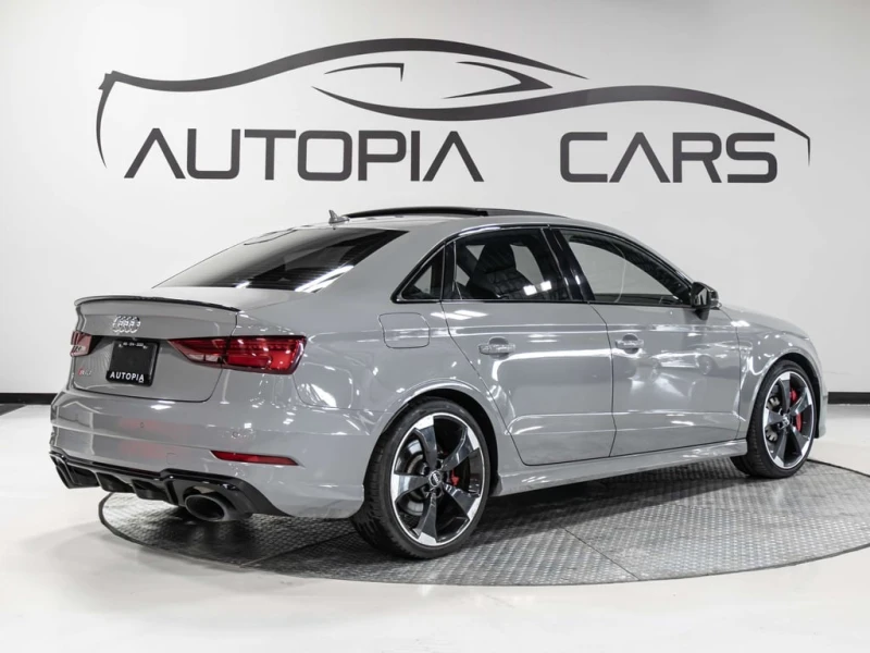 Audi Rs3 * quattro * CARFAX * БЕЗ ПЪРВОНАЧАЛНА ВНОСКА, снимка 4 - Автомобили и джипове - 53432170