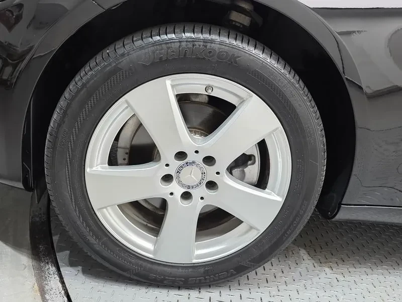 Mercedes-Benz C 200, снимка 10 - Автомобили и джипове - 55949860