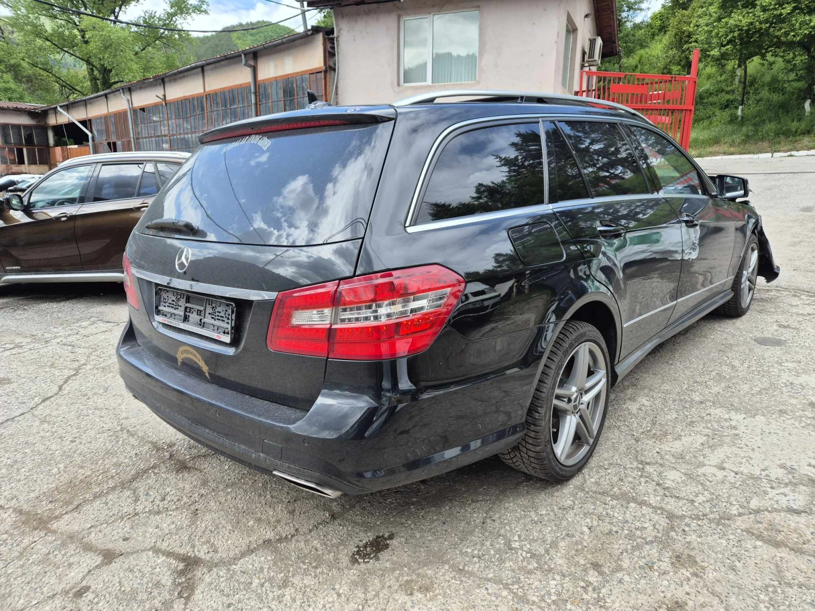 Mercedes-Benz E 220 2Бр. 651 Bluefficiency - изображение 3