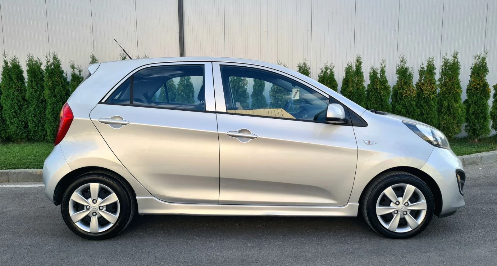 Kia Picanto 1.2 Автомат РЕАЛНИ КИЛОМЕТРИ - изображение 6