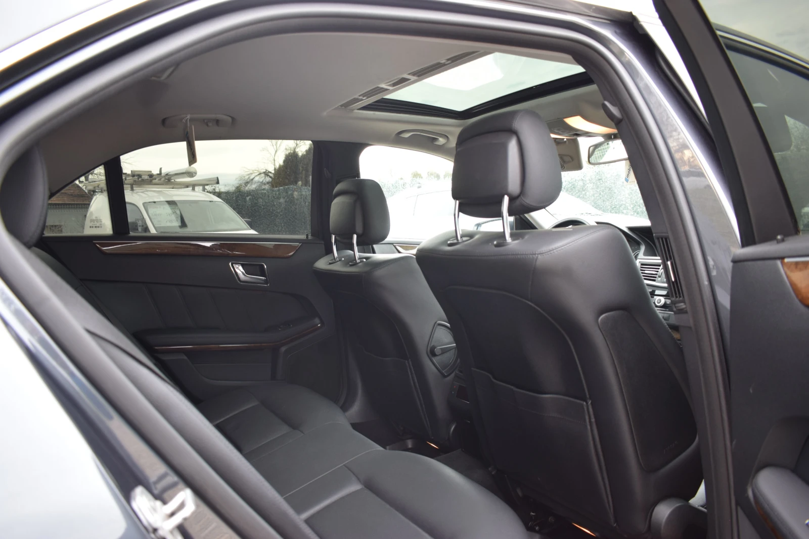 Mercedes-Benz E 220 / | Mobile.bg   12