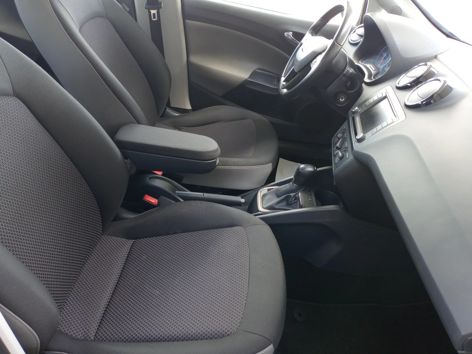 Seat Ibiza 1.4 TDI* * LED* NAVI | Mobile.bg   12