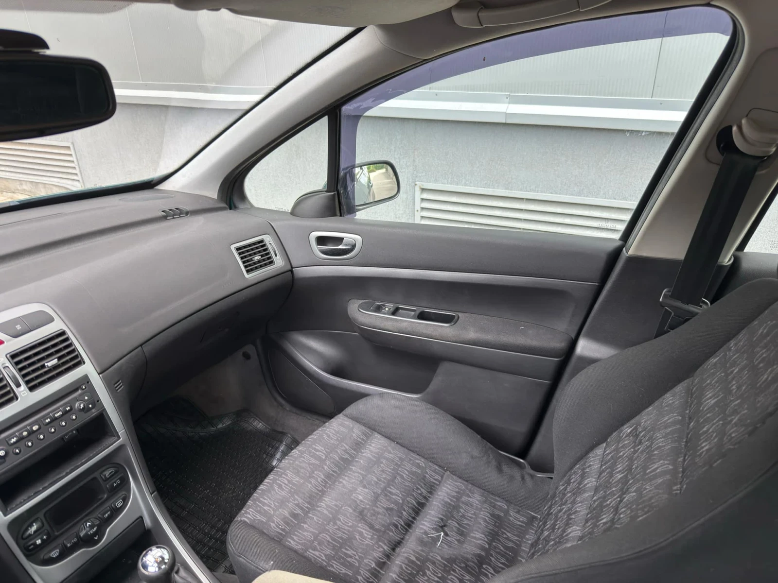 Peugeot 307 2.0 газ инжекцион - изображение 8