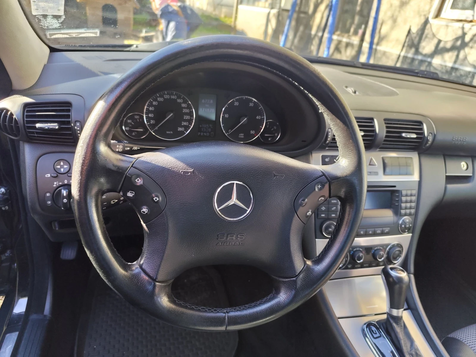 Mercedes-Benz C 220  - изображение 7