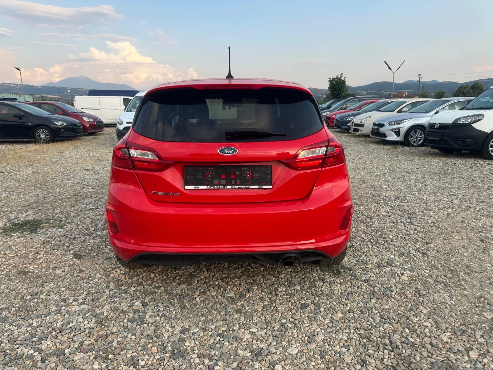 Ford Fiesta 1, 0 EcoBoost ST-Line - изображение 6