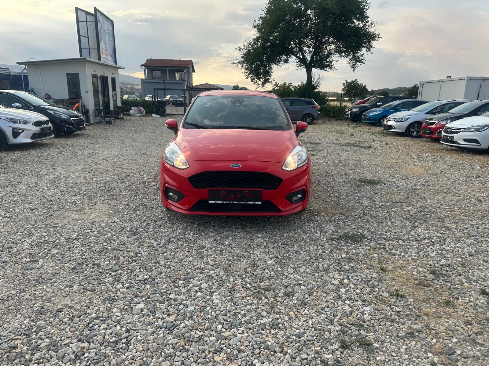 Ford Fiesta 1, 0 EcoBoost ST-Line - изображение 3