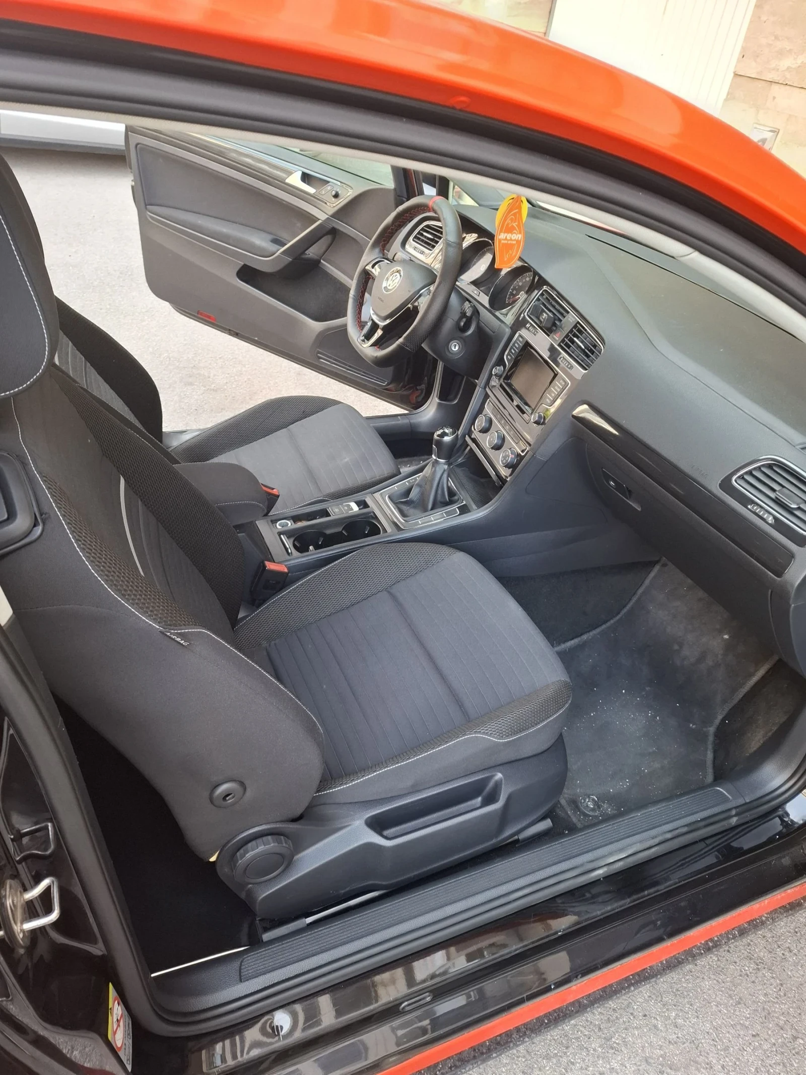 VW Golf | Mobile.bg   11