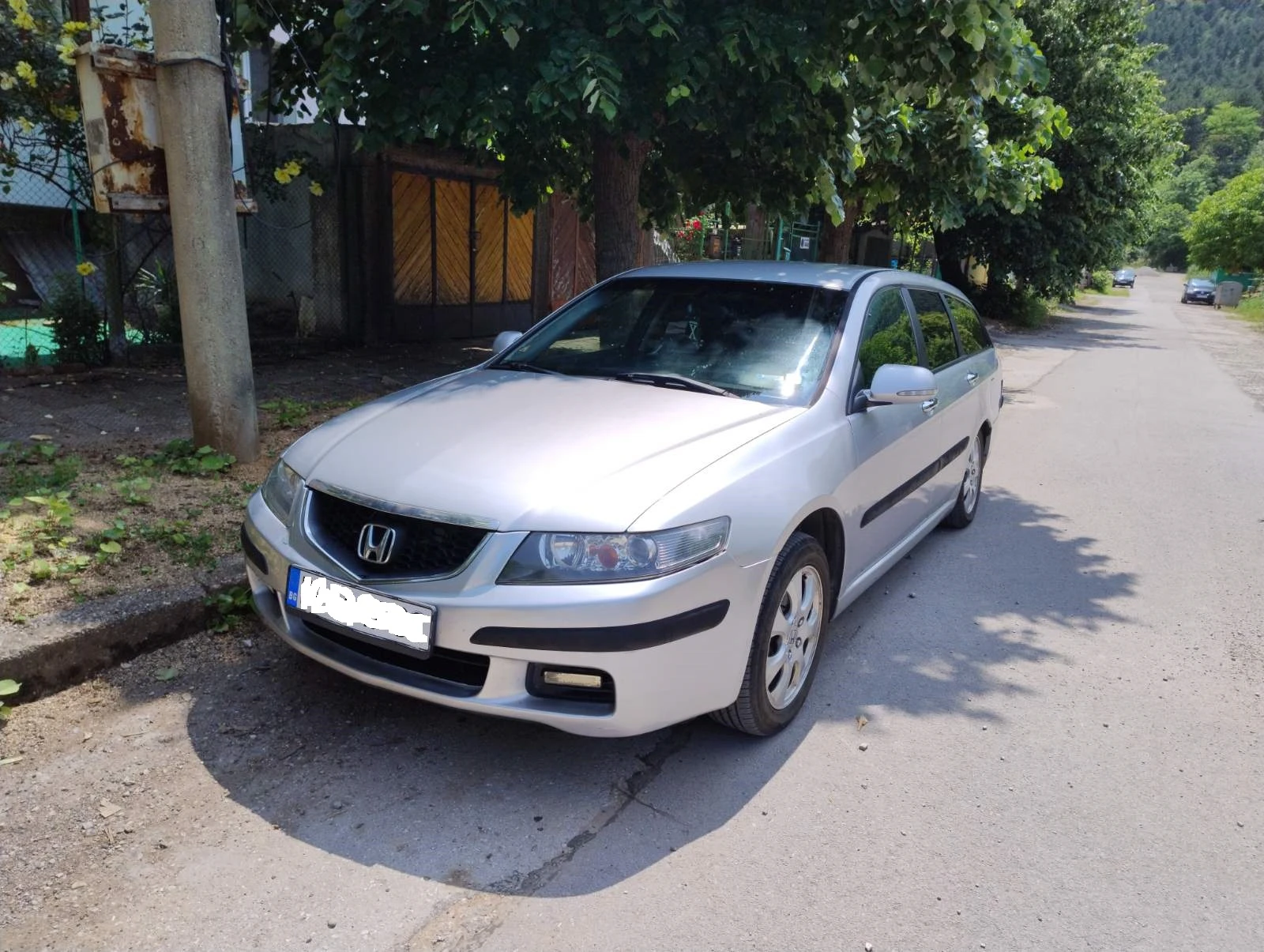 Honda Accord 2.0i, ГАЗ, Алкантара - изображение 4