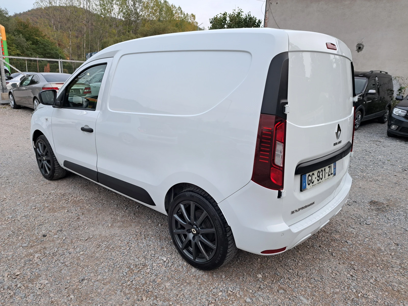 Renault Express 1.5dCi* КЛИМА* NAVI* ТЕМПОМАТ* ПАРКТР* 6ск - изображение 5