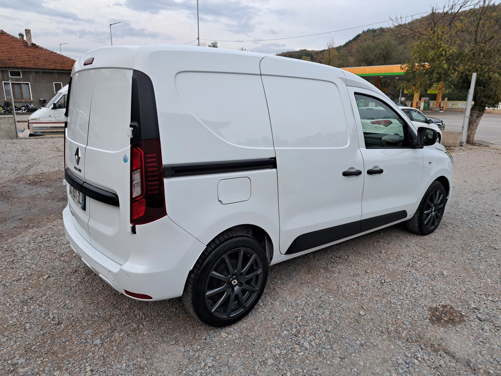 Renault Express 1.5dCi* КЛИМА* NAVI* ТЕМПОМАТ* ПАРКТР* 6ск - изображение 2