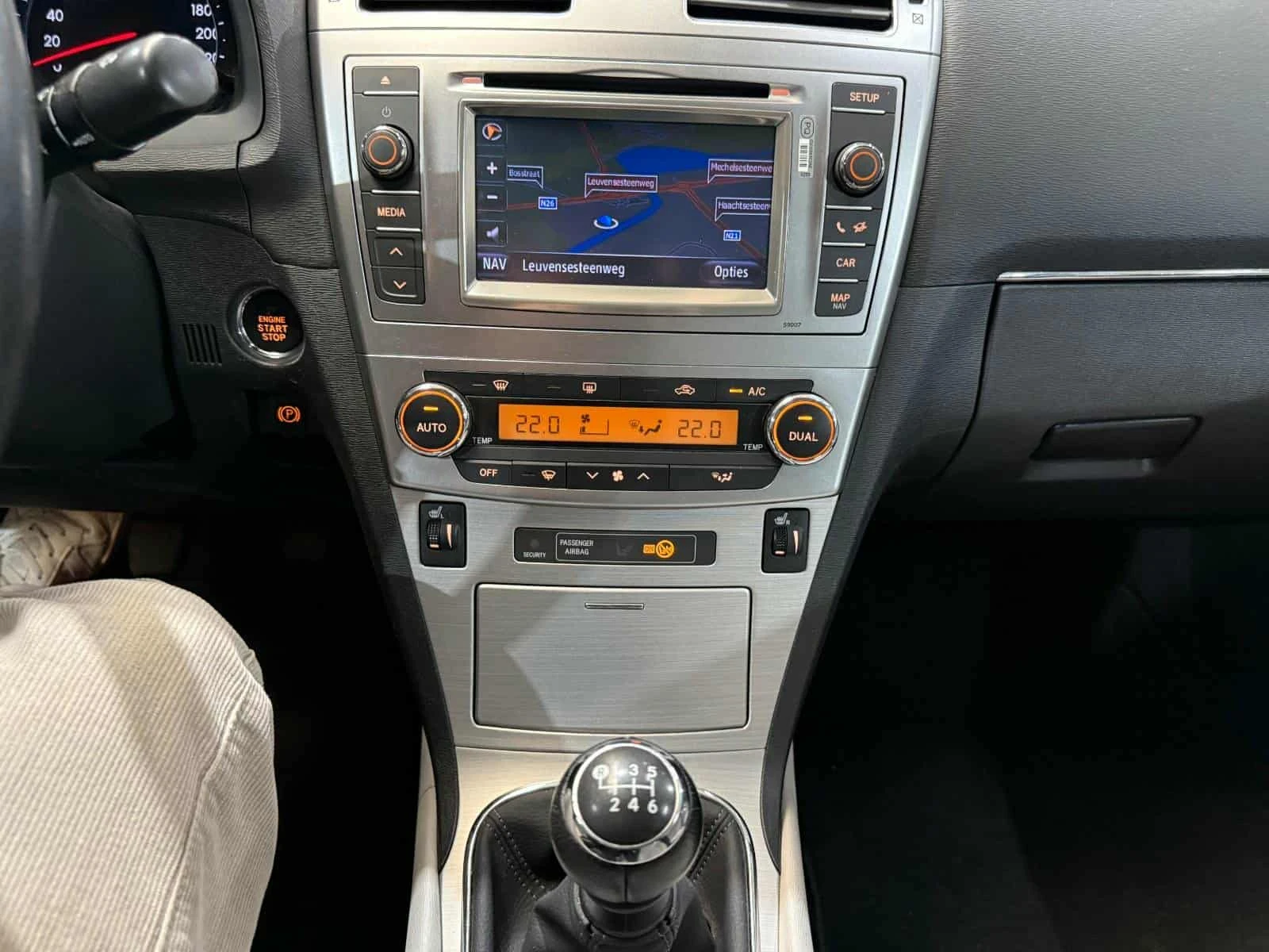 Toyota Avensis 1.8 Executive  | Mobile.bg � ����������� 13