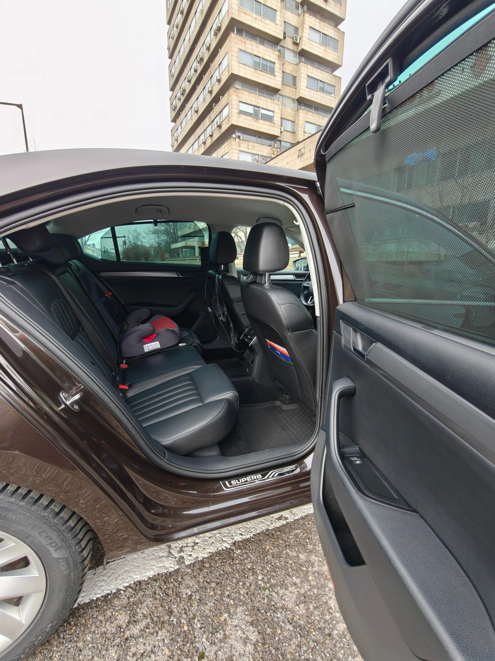 Skoda Superb 2.0 TDI 4x4 DSG Edition Digital Cockpit - изображение 10